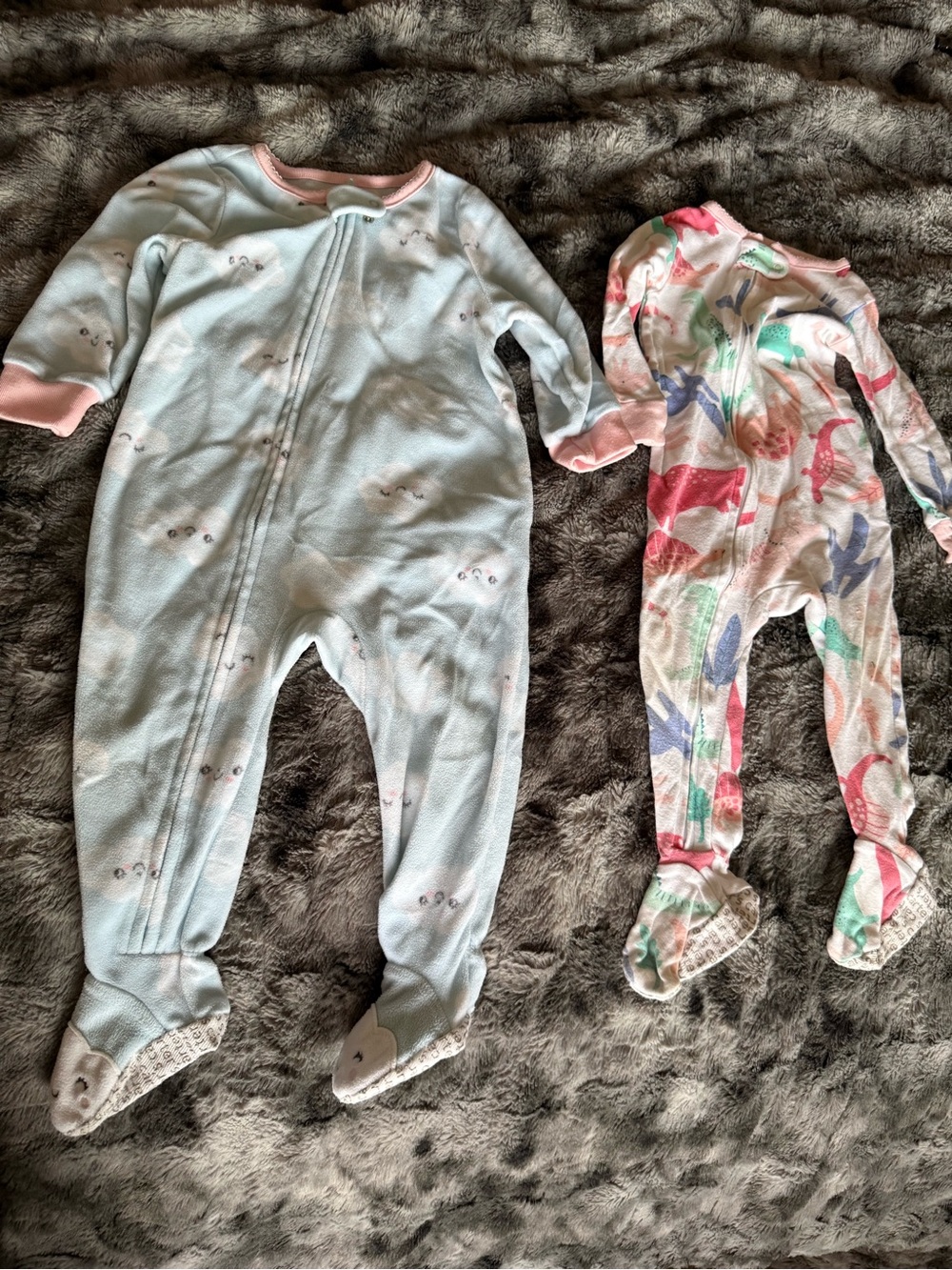 Carter’s 12M Cloud Dinosaur Footed Pajamas 2pc Sleeper Lot